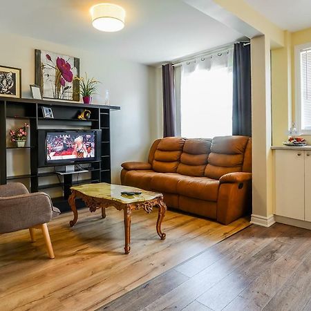 Appartamento 2314 Rue Duff Court Montréal Esterno foto